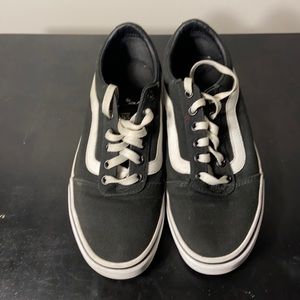 Vans off the walls sneakers